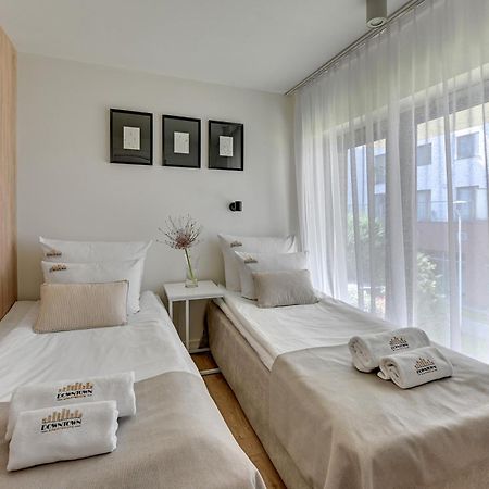 Waterlane Riverside Spa, Pool & Gym By Downtown Apartments Gdańsk Extérieur photo