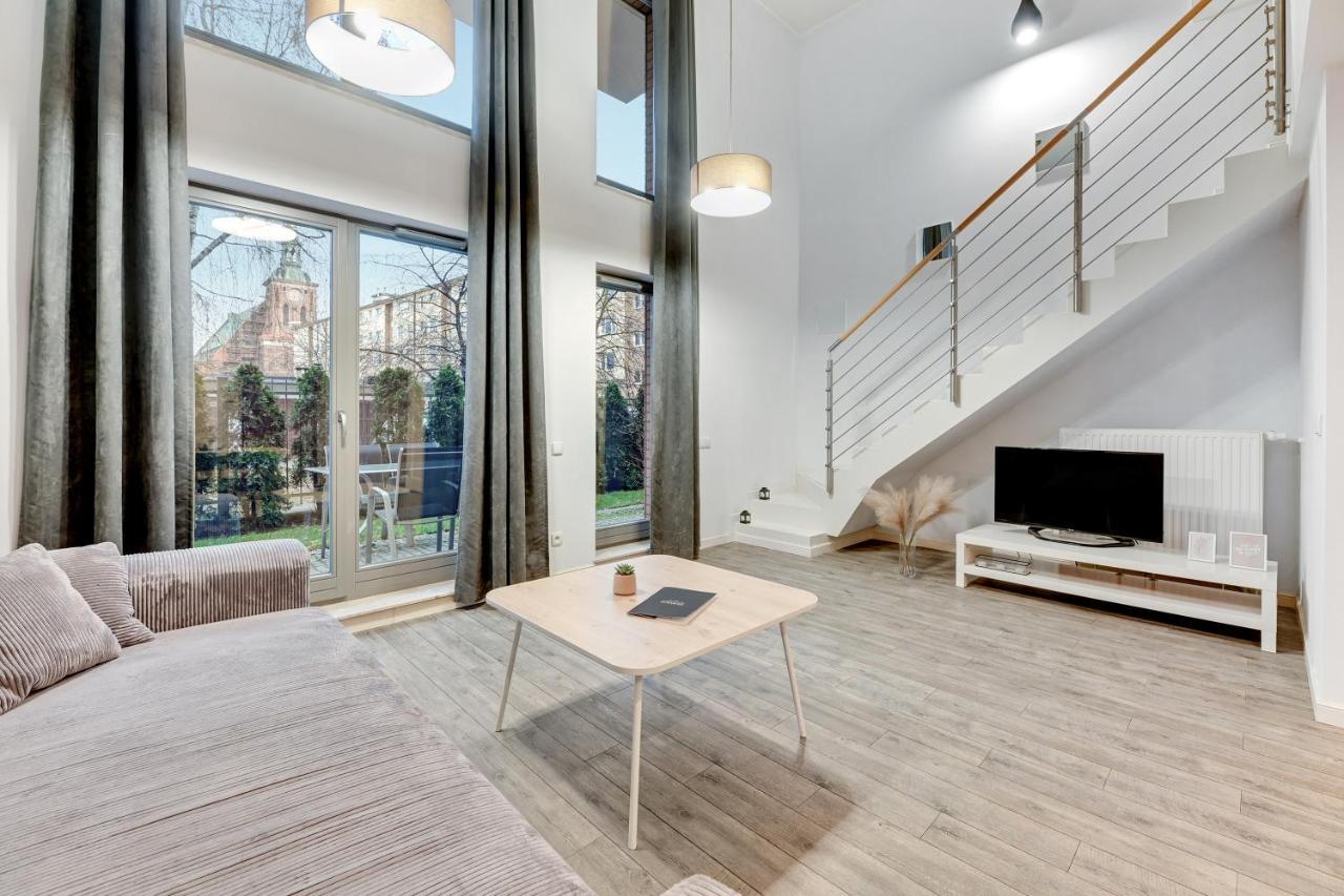 Waterlane Riverside Spa, Pool & Gym By Downtown Apartments Gdańsk Extérieur photo