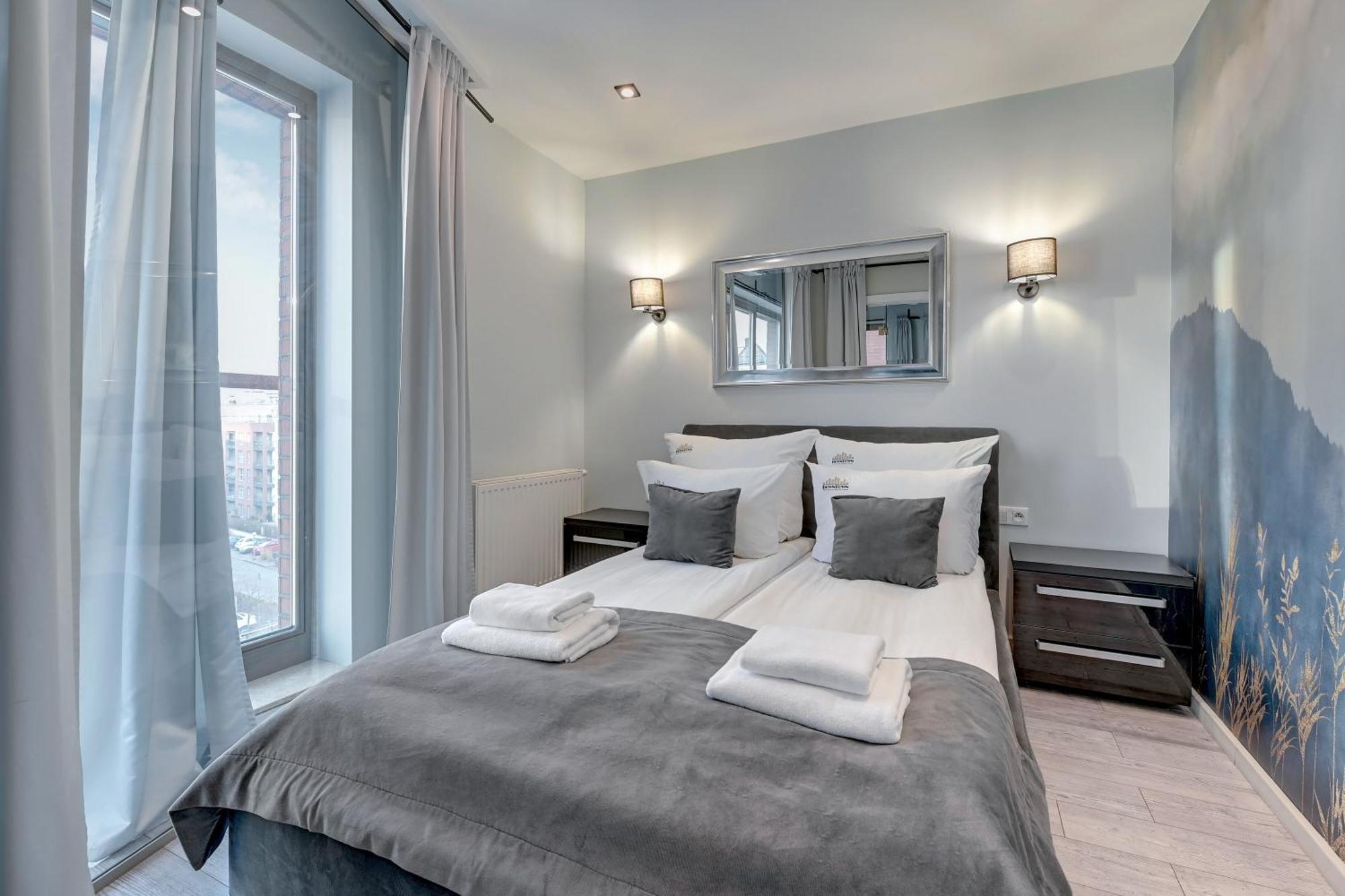 Waterlane Riverside Spa, Pool & Gym By Downtown Apartments Gdańsk Extérieur photo