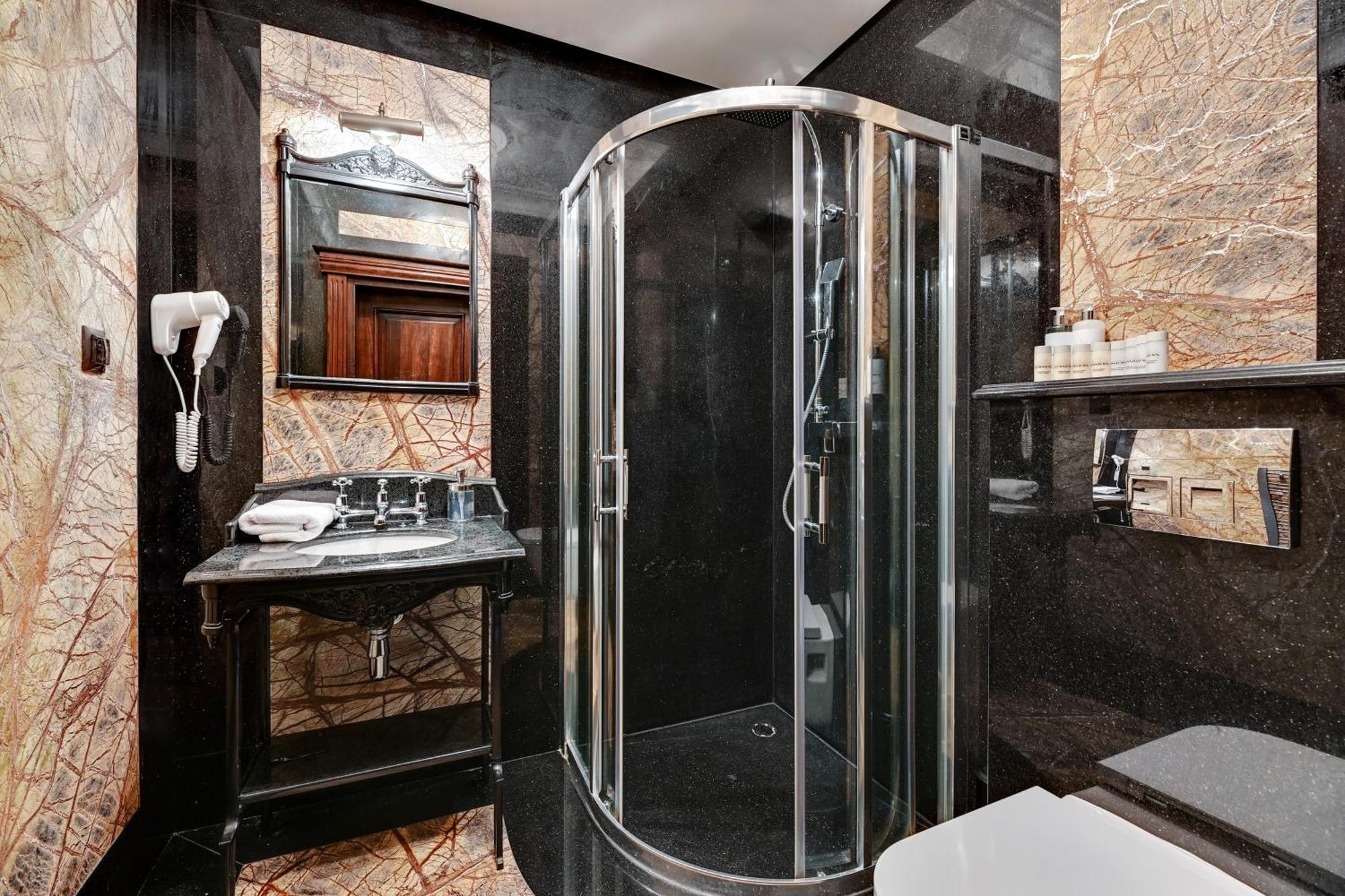 Waterlane Riverside Spa, Pool & Gym By Downtown Apartments Gdańsk Chambre photo